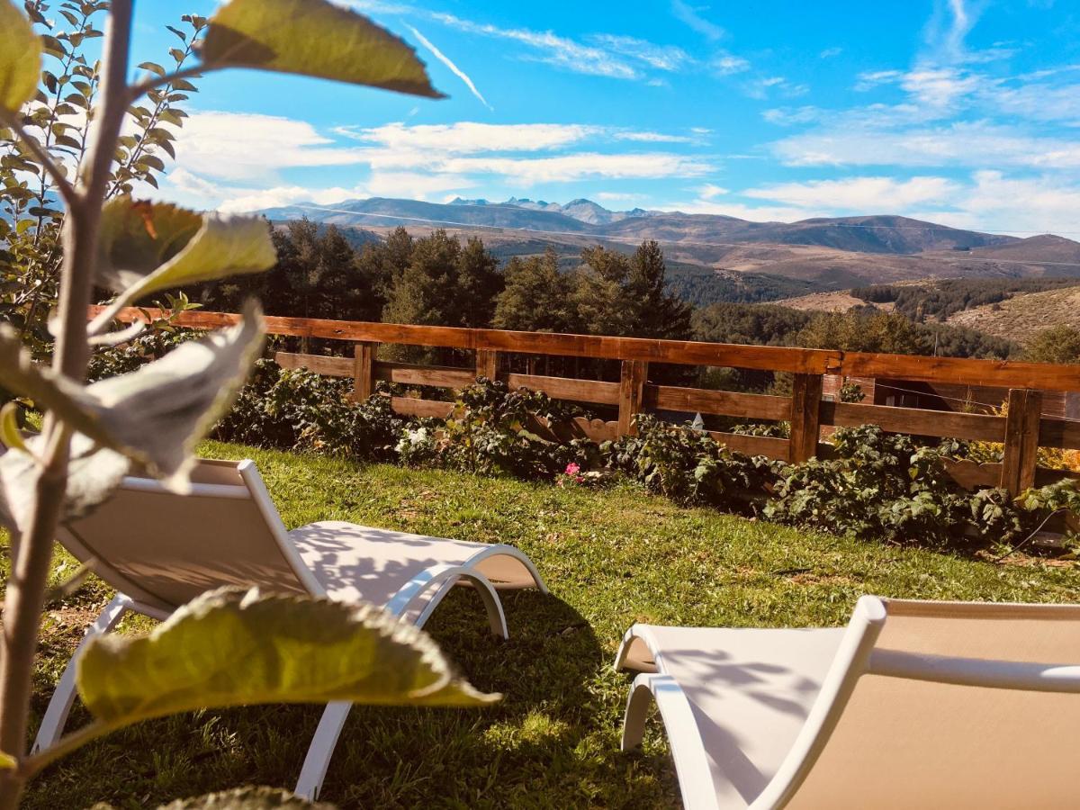 Cara Norte De Gredos Hoyos del Espino Bagian luar foto