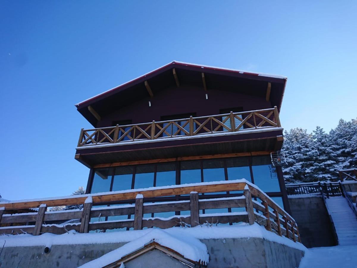 Cara Norte De Gredos Hoyos del Espino Bagian luar foto